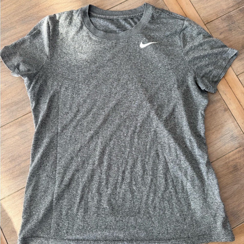 Nike Women's Charcoal Heather Tee